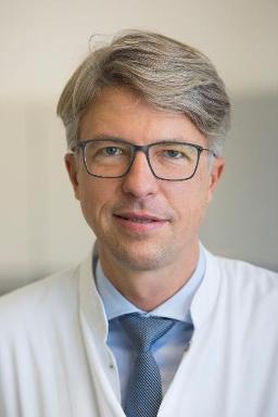 Portrait Prof. Dr. Uwe Platzbecker
